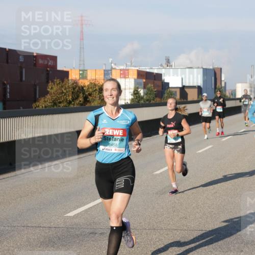 03.10.2025 - Köhlbrandbrückenlauf Jannik Wohlers http://msf.ph/oto/9067823 03.10.2025 09:47:00 Position 3 3317, 8458 meine-sportfotos.de