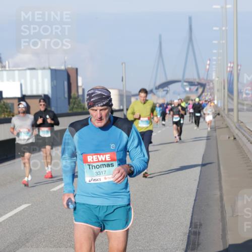 03.10.2025 - Köhlbrandbrückenlauf Jannik Wohlers http://msf.ph/oto/9067847 03.10.2025 09:47:02 Position 3 3317 meine-sportfotos.de
