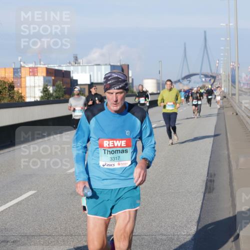 03.10.2025 - Köhlbrandbrückenlauf Jannik Wohlers http://msf.ph/oto/9067880 03.10.2025 09:47:03 Position 3 3317 meine-sportfotos.de
