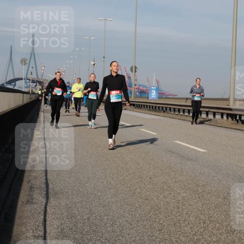 03.10.2025 - Köhlbrandbrückenlauf Fabian Wolf http://msf.ph/oto/9067942 03.10.2025 10:10:43 Position 3  meine-sportfotos.de