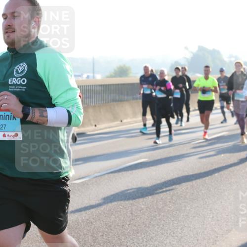 03.10.2025 - Köhlbrandbrückenlauf Lena Gebhardt http://msf.ph/oto/9067996 03.10.2025 09:24:06 Position 1 2837, 1827, 3110 meine-sportfotos.de