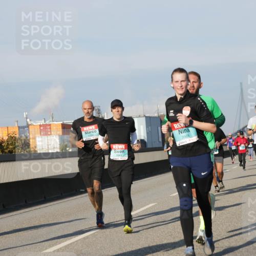 03.10.2025 - Köhlbrandbrückenlauf Jannik Wohlers http://msf.ph/oto/9068092 03.10.2025 09:47:35 Position 3 1110, 1194, 1043, 3568 meine-sportfotos.de