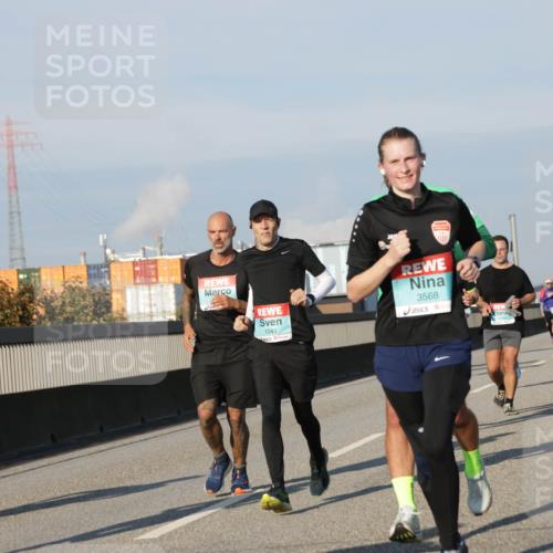 03.10.2025 - Köhlbrandbrückenlauf Jannik Wohlers http://msf.ph/oto/9068105 03.10.2025 09:47:35 Position 3 1110, 1043, 3568, 1226 meine-sportfotos.de