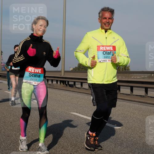 03.10.2025 - Köhlbrandbrückenlauf Fabian Wolf http://msf.ph/oto/9068167 03.10.2025 10:10:55 Position 3 3329, 2419, 2412 meine-sportfotos.de