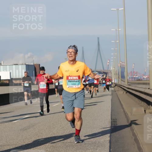 03.10.2025 - Köhlbrandbrückenlauf Jannik Wohlers http://msf.ph/oto/9068228 03.10.2025 09:47:41 Position 3 790, 3495 meine-sportfotos.de