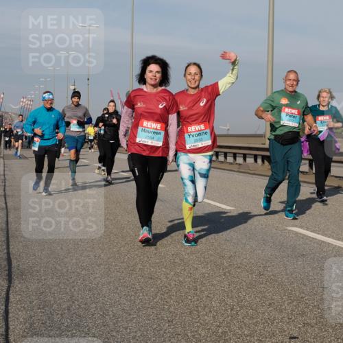 03.10.2025 - Köhlbrandbrückenlauf Fabian Wolf http://msf.ph/oto/9068243 03.10.2025 10:11:00 Position 3 2554, 2533, 2272 meine-sportfotos.de