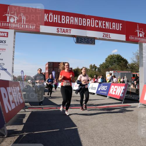03.10.2025 - Köhlbrandbrückenlauf Lena Gebhardt http://msf.ph/oto/9068249 03.10.2025 13:32:51 Ziel 5110, 5133, 5187, 5273, 5446, 5477, 5478, 6147, 6148, 6360, 6513 meine-sportfotos.de