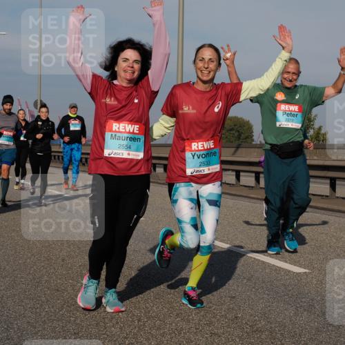 03.10.2025 - Köhlbrandbrückenlauf Fabian Wolf http://msf.ph/oto/9068278 03.10.2025 10:11:01 Position 3 1769, 2272, 2554, 2533 meine-sportfotos.de