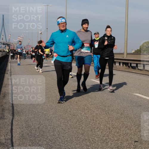 03.10.2025 - Köhlbrandbrückenlauf Fabian Wolf http://msf.ph/oto/9068300 03.10.2025 10:11:03 Position 3 1769 meine-sportfotos.de