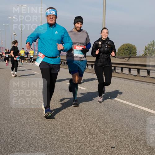 03.10.2025 - Köhlbrandbrückenlauf Fabian Wolf http://msf.ph/oto/9068318 03.10.2025 10:11:04 Position 3 1769 meine-sportfotos.de