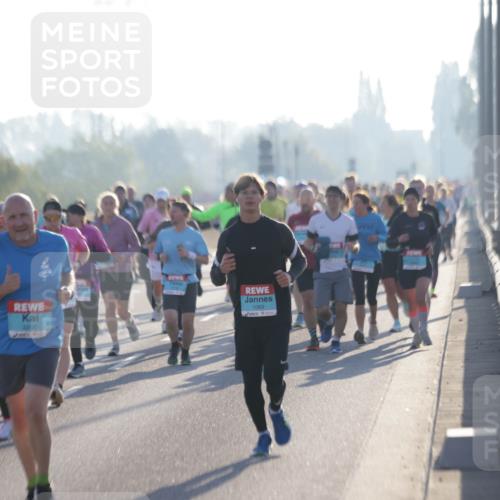 03.10.2025 - Köhlbrandbrückenlauf Jannik Wohlers http://msf.ph/oto/9068335 03.10.2025 09:16:18 Position 3 3250, 1089 meine-sportfotos.de