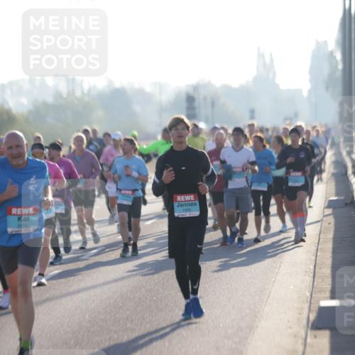 03.10.2025 - Köhlbrandbrückenlauf Jannik Wohlers http://msf.ph/oto/9068341 03.10.2025 09:16:18 Position 3 3250, 1089 meine-sportfotos.de