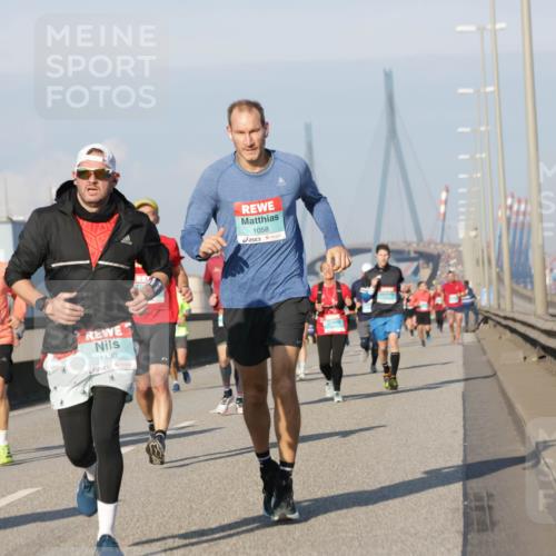 03.10.2025 - Köhlbrandbrückenlauf Jannik Wohlers http://msf.ph/oto/9068371 03.10.2025 09:47:49 Position 3 1130, 1058 meine-sportfotos.de