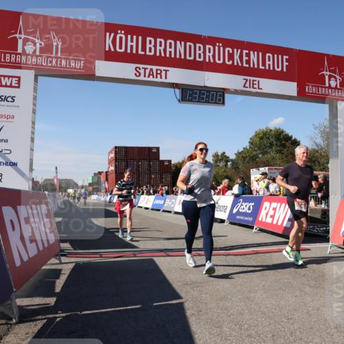 03.10.2025 - Köhlbrandbrückenlauf Lena Gebhardt http://msf.ph/oto/9068413 03.10.2025 13:33:06 Ziel 4582, 4941, 6067, 6376, 6455 meine-sportfotos.de