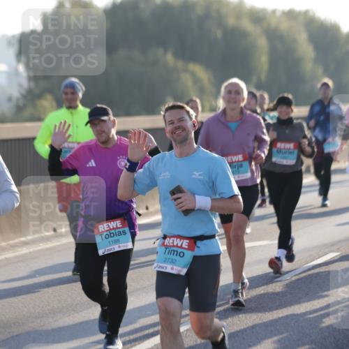 03.10.2025 - Köhlbrandbrückenlauf Jannik Wohlers http://msf.ph/oto/9068433 03.10.2025 09:16:25 Position 3 3802, 1188, 2732, 579, 1516 meine-sportfotos.de