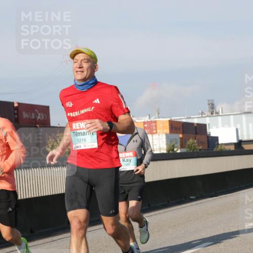 03.10.2025 - Köhlbrandbrückenlauf Jannik Wohlers http://msf.ph/oto/9068439 03.10.2025 09:47:53 Position 3 1292, 1219, 1380 meine-sportfotos.de