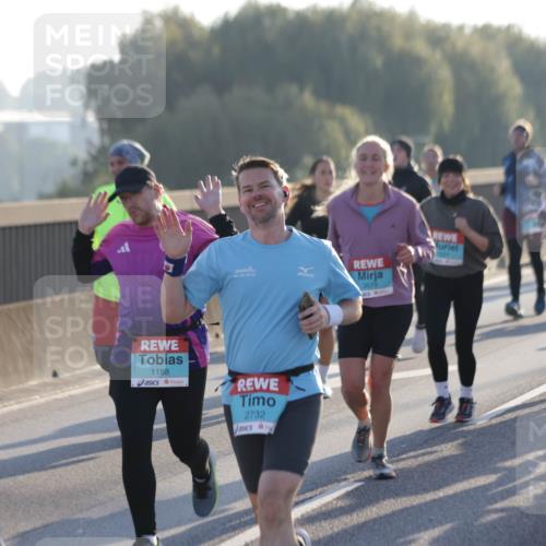 03.10.2025 - Köhlbrandbrückenlauf Jannik Wohlers http://msf.ph/oto/9068444 03.10.2025 09:16:26 Position 3 02, 03, 10, 2015, 3579, 1188, 2732, 1516 meine-sportfotos.de