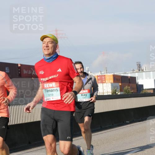 03.10.2025 - Köhlbrandbrückenlauf Jannik Wohlers http://msf.ph/oto/9068445 03.10.2025 09:47:53 Position 3 360, 1292, 1219, 1380 meine-sportfotos.de