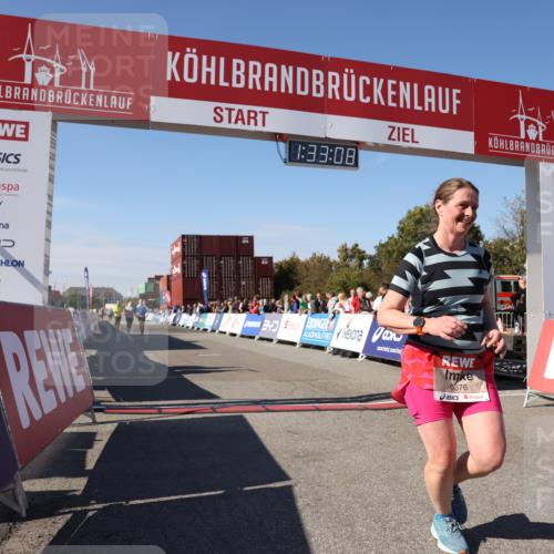 03.10.2025 - Köhlbrandbrückenlauf Lena Gebhardt http://msf.ph/oto/9068459 03.10.2025 13:33:09 Ziel 4582, 4775, 4941, 6067, 6376, 6455 meine-sportfotos.de