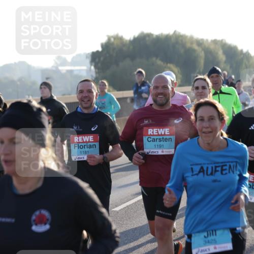 03.10.2025 - Köhlbrandbrückenlauf Jannik Wohlers http://msf.ph/oto/9068526 03.10.2025 09:16:29 Position 3 3825, 1227, 1181, 1191, 8516, 3425 meine-sportfotos.de