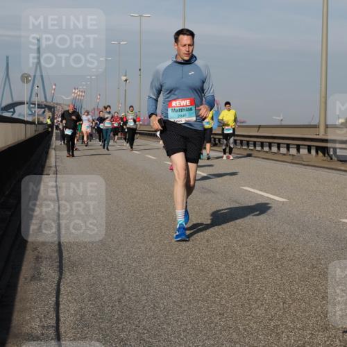 03.10.2025 - Köhlbrandbrückenlauf Fabian Wolf http://msf.ph/oto/9068528 03.10.2025 10:11:13 Position 3 2846 meine-sportfotos.de