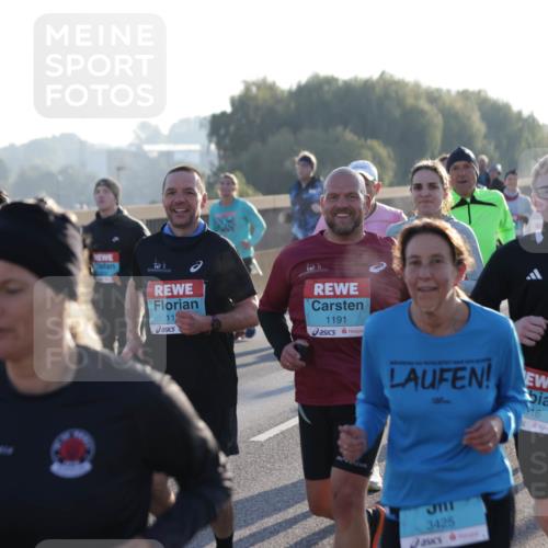03.10.2025 - Köhlbrandbrückenlauf Jannik Wohlers http://msf.ph/oto/9068529 03.10.2025 09:16:29 Position 3 1227, 3825, 11, 1191, 516, 3425 meine-sportfotos.de