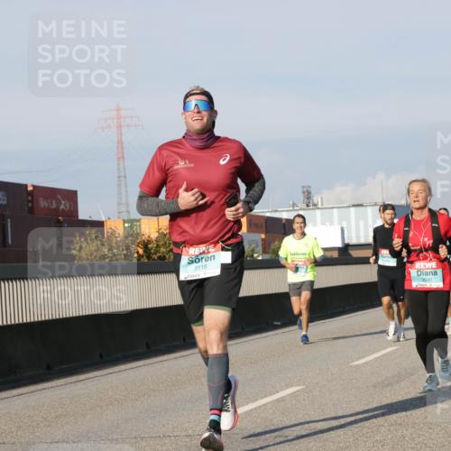 03.10.2025 - Köhlbrandbrückenlauf Jannik Wohlers http://msf.ph/oto/9068533 03.10.2025 09:47:56 Position 3 3118, 10, 3630, 1310 meine-sportfotos.de