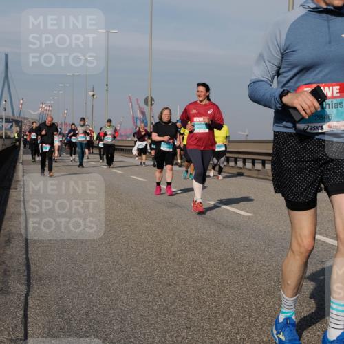03.10.2025 - Köhlbrandbrückenlauf Fabian Wolf http://msf.ph/oto/9068561 03.10.2025 10:11:14 Position 3 3019, 2846 meine-sportfotos.de