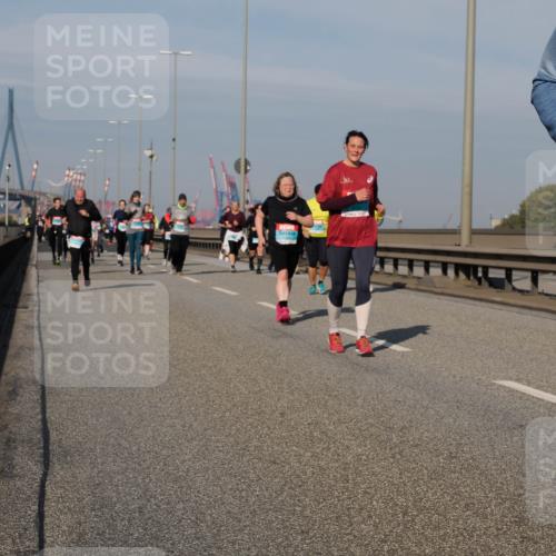 03.10.2025 - Köhlbrandbrückenlauf Fabian Wolf http://msf.ph/oto/9068574 03.10.2025 10:11:15 Position 3  meine-sportfotos.de
