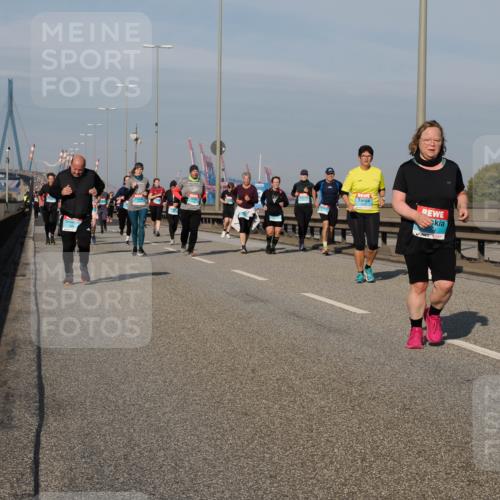 03.10.2025 - Köhlbrandbrückenlauf Fabian Wolf http://msf.ph/oto/9068658 03.10.2025 10:11:18 Position 3  meine-sportfotos.de