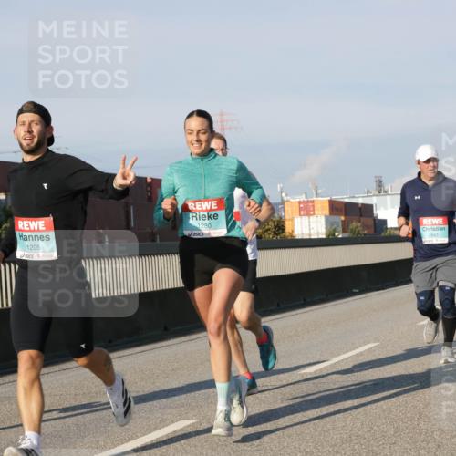 03.10.2025 - Köhlbrandbrückenlauf Jannik Wohlers http://msf.ph/oto/9068660 03.10.2025 09:48:01 Position 3 1182, 1205, 1280, 2843 meine-sportfotos.de