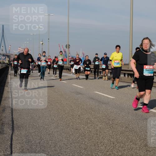 03.10.2025 - Köhlbrandbrückenlauf Fabian Wolf http://msf.ph/oto/9068666 03.10.2025 10:11:18 Position 3 2504 meine-sportfotos.de