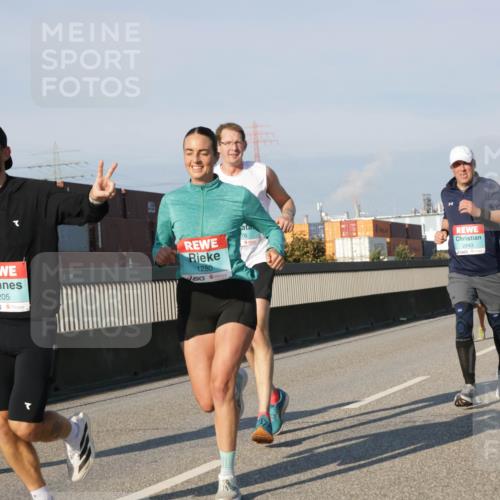 03.10.2025 - Köhlbrandbrückenlauf Jannik Wohlers http://msf.ph/oto/9068667 03.10.2025 09:48:01 Position 3 182, 1205, 1280, 76, 2843 meine-sportfotos.de