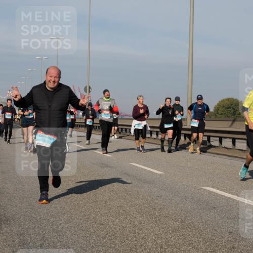 03.10.2025 - Köhlbrandbrückenlauf Fabian Wolf http://msf.ph/oto/9068728 03.10.2025 10:11:21 Position 3 1625, 3254 meine-sportfotos.de