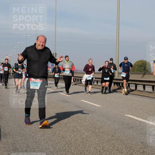 03.10.2025 - Köhlbrandbrückenlauf Fabian Wolf http://msf.ph/oto/9068738 03.10.2025 10:11:21 Position 3 1625, 3254 meine-sportfotos.de