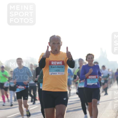 03.10.2025 - Köhlbrandbrückenlauf Jannik Wohlers http://msf.ph/oto/9068741 03.10.2025 09:16:41 Position 3 2814, 1428, 2877 meine-sportfotos.de