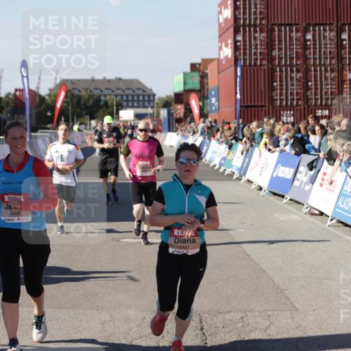 03.10.2025 - Köhlbrandbrückenlauf Jannik Wohlers http://msf.ph/oto/9068784 03.10.2025 13:13:29 Ziel 4065, 4324, 4383, 4448, 4580, 4583, 4595, 4853, 5034, 5147, 5261, 5358, 6788, 6789 meine-sportfotos.de