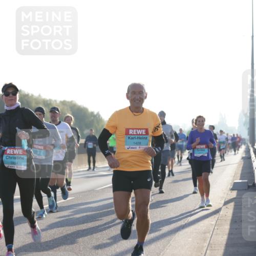 03.10.2025 - Köhlbrandbrückenlauf Jannik Wohlers http://msf.ph/oto/9068836 03.10.2025 09:16:43 Position 3 3710, 1428, 2814 meine-sportfotos.de