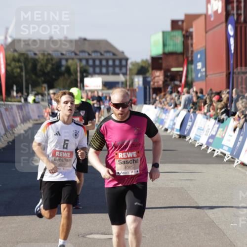 03.10.2025 - Köhlbrandbrückenlauf Jannik Wohlers http://msf.ph/oto/9068838 03.10.2025 13:13:30 Ziel 4065, 4324, 4383, 4448, 4580, 4595, 4853, 5034, 5147, 5261, 5358, 6788, 6789 meine-sportfotos.de