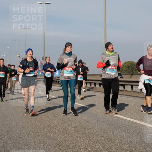 03.10.2025 - Köhlbrandbrückenlauf Fabian Wolf http://msf.ph/oto/9068876 03.10.2025 10:11:25 Position 3 2212, 2365 meine-sportfotos.de