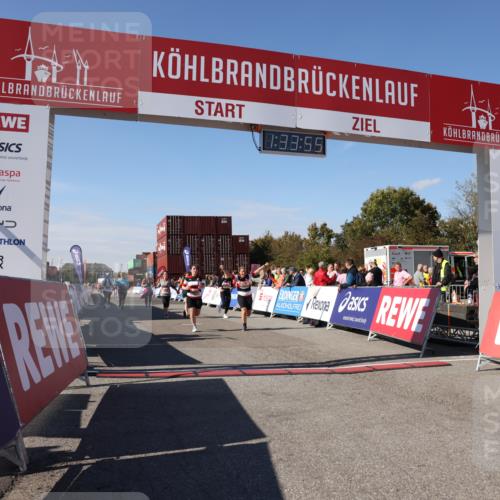 03.10.2025 - Köhlbrandbrückenlauf Lena Gebhardt http://msf.ph/oto/9068931 03.10.2025 13:33:56 Ziel 4919, 4970, 5036, 5074, 5077, 5300, 6246, 6420, 6421 meine-sportfotos.de