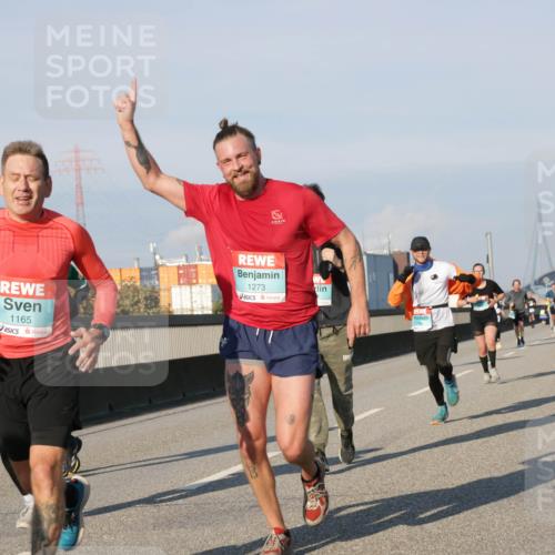 03.10.2025 - Köhlbrandbrückenlauf Jannik Wohlers http://msf.ph/oto/9068964 03.10.2025 09:48:10 Position 3 1165, 1273 meine-sportfotos.de