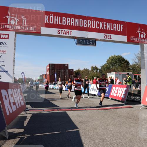 03.10.2025 - Köhlbrandbrückenlauf Lena Gebhardt http://msf.ph/oto/9068971 03.10.2025 13:33:58 Ziel 4919, 4970, 5036, 5077, 5300, 6246, 6420, 6421 meine-sportfotos.de