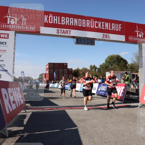 03.10.2025 - Köhlbrandbrückenlauf Lena Gebhardt http://msf.ph/oto/9068980 03.10.2025 13:33:58 Ziel 4919, 4970, 5036, 5077, 5300, 6246, 6420, 6421 meine-sportfotos.de