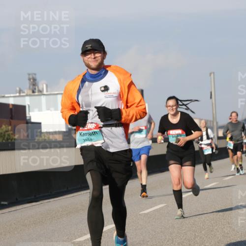 03.10.2025 - Köhlbrandbrückenlauf Jannik Wohlers http://msf.ph/oto/9069003 03.10.2025 09:48:12 Position 3 3164 meine-sportfotos.de