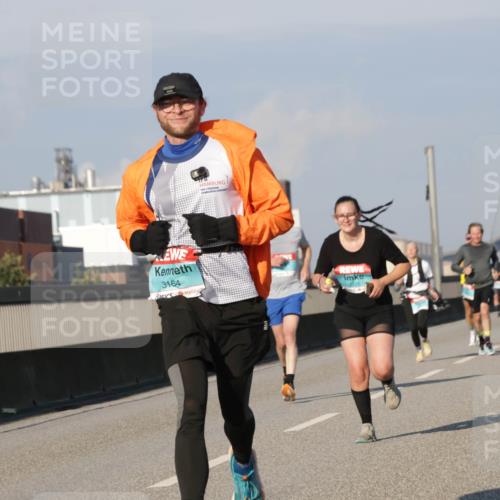 03.10.2025 - Köhlbrandbrückenlauf Jannik Wohlers http://msf.ph/oto/9069007 03.10.2025 09:48:12 Position 3 3164, 3316 meine-sportfotos.de