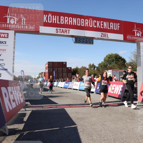 03.10.2025 - Köhlbrandbrückenlauf Lena Gebhardt http://msf.ph/oto/9069024 03.10.2025 13:33:59 Ziel 4919, 4970, 5036, 5300, 6246, 6420, 6421 meine-sportfotos.de