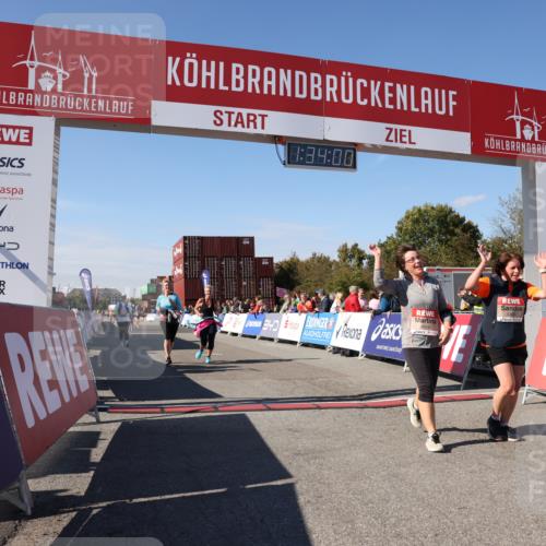 03.10.2025 - Köhlbrandbrückenlauf Lena Gebhardt http://msf.ph/oto/9069043 03.10.2025 13:34:00 Ziel 4438, 4919, 4970, 5036, 5300, 6246, 6420, 6421 meine-sportfotos.de