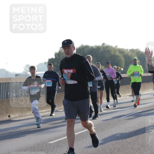 03.10.2025 - Köhlbrandbrückenlauf Jannik Wohlers http://msf.ph/oto/9069061 03.10.2025 09:16:49 Position 3 1400, 1496 meine-sportfotos.de