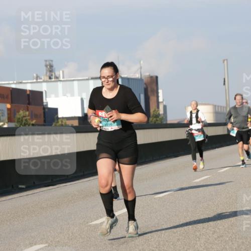 03.10.2025 - Köhlbrandbrückenlauf Jannik Wohlers http://msf.ph/oto/9069078 03.10.2025 09:48:14 Position 3 3316 meine-sportfotos.de